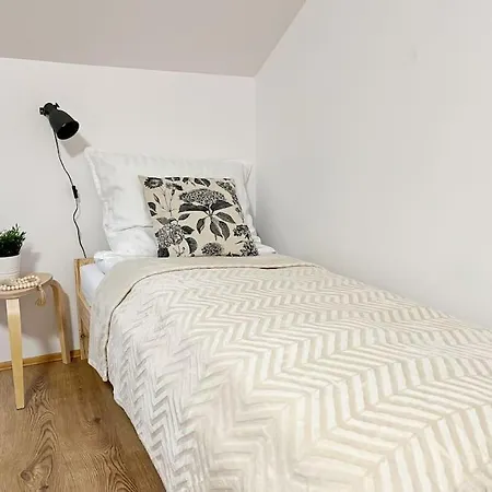Feriehus Pod Debem Wielki Bartel