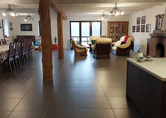 Pod Debem بيت للعطل *